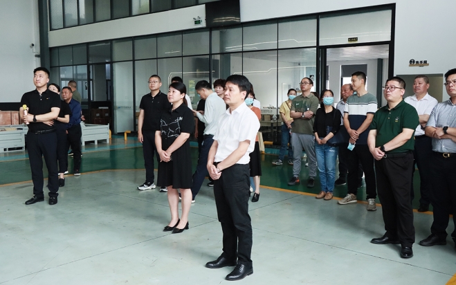 杭州臨安區(qū)経済情報局と起業(yè)家の訪問と指導(dǎo)を溫かく歓迎します